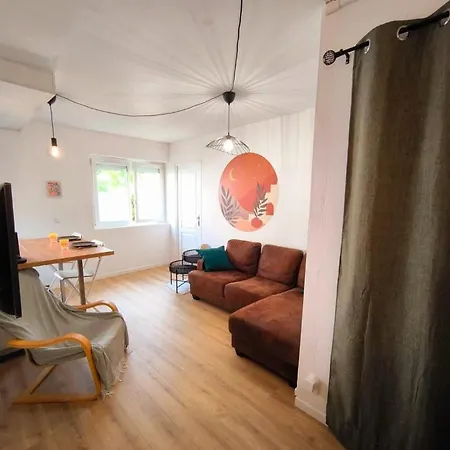 Apartament Konk Kern - Beau T2 Proche Tramway *