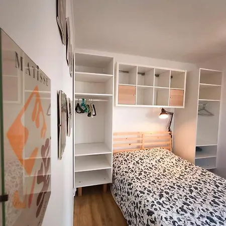Konk Kern - Beau T2 Proche Tramway Apartament